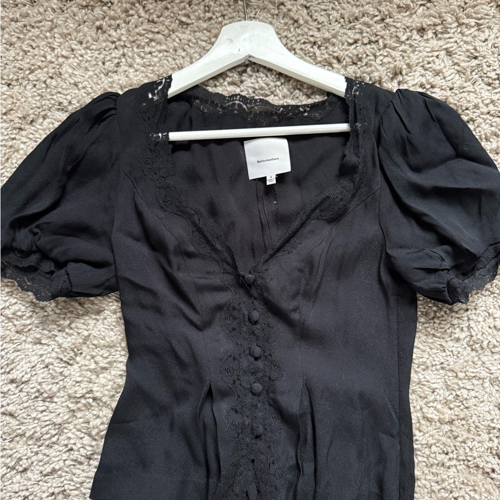 Reformation Black Puff Sleeve Blouse with Fitted Style